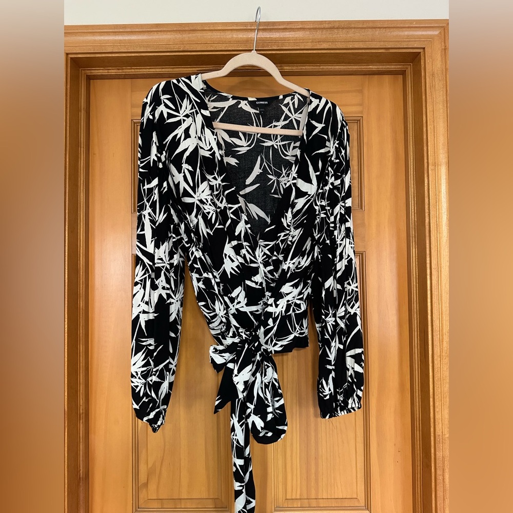 Express wrap top